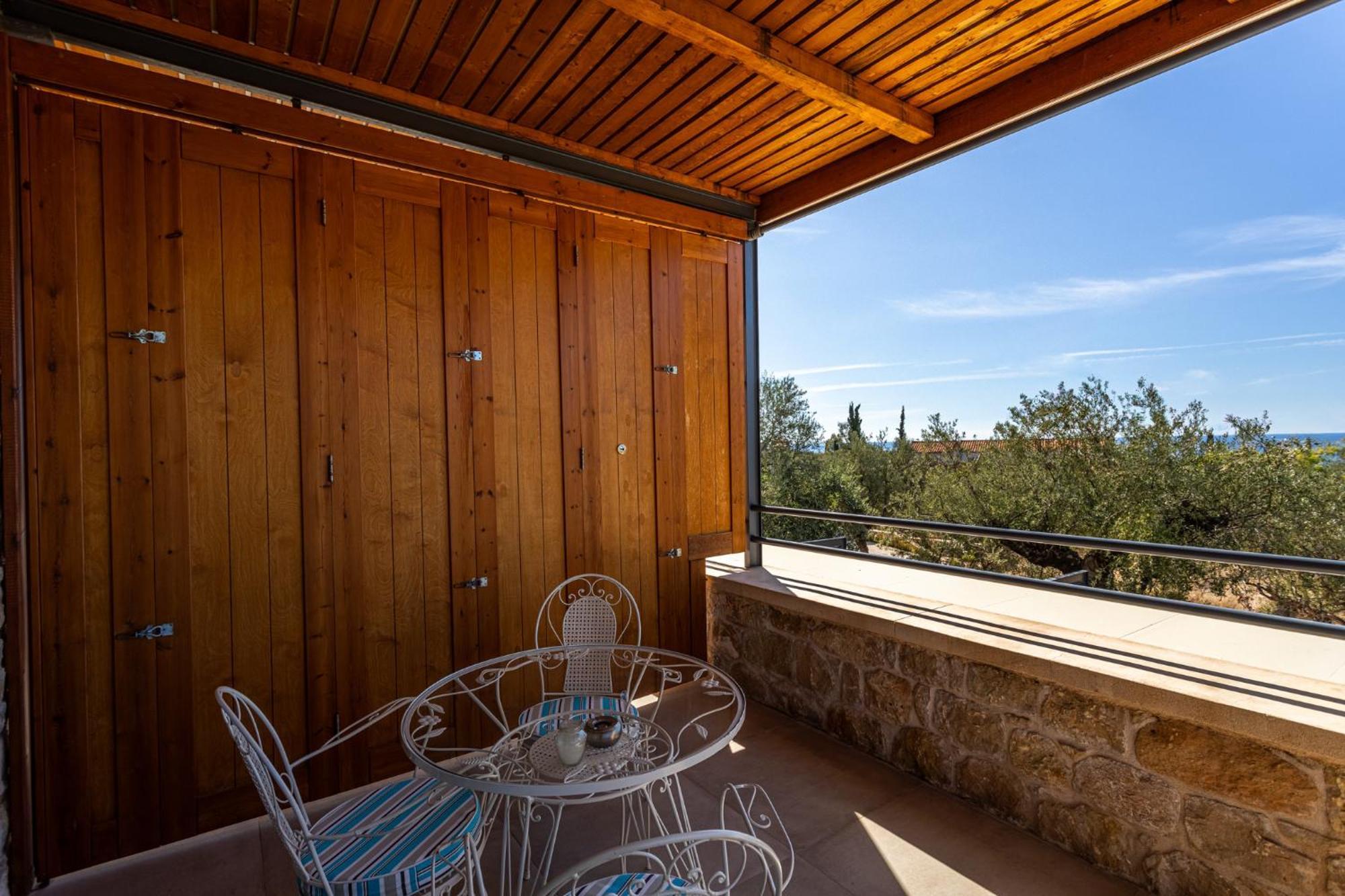 Lithos Guesthouse Kardamili Экстерьер фото