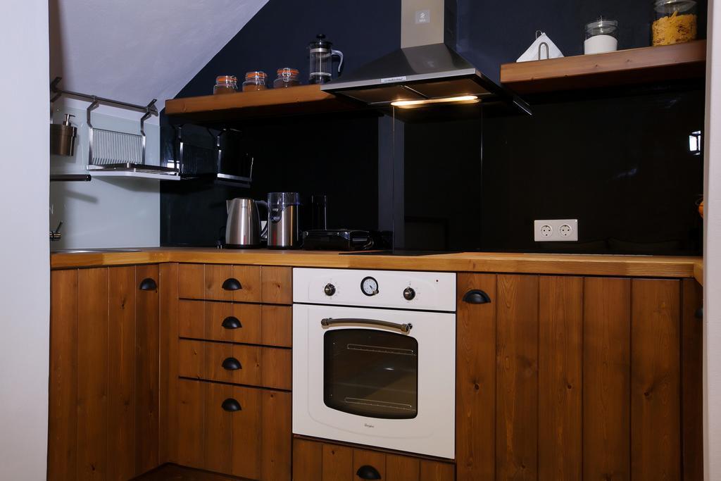 Lithos Guesthouse Kardamili Экстерьер фото