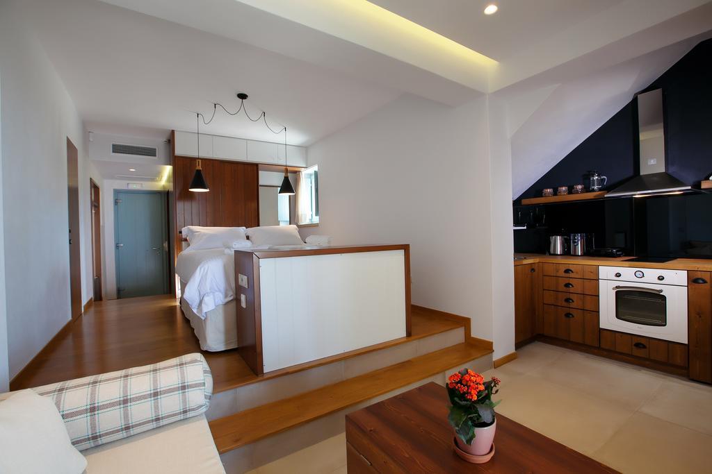 Lithos Guesthouse Kardamili Экстерьер фото